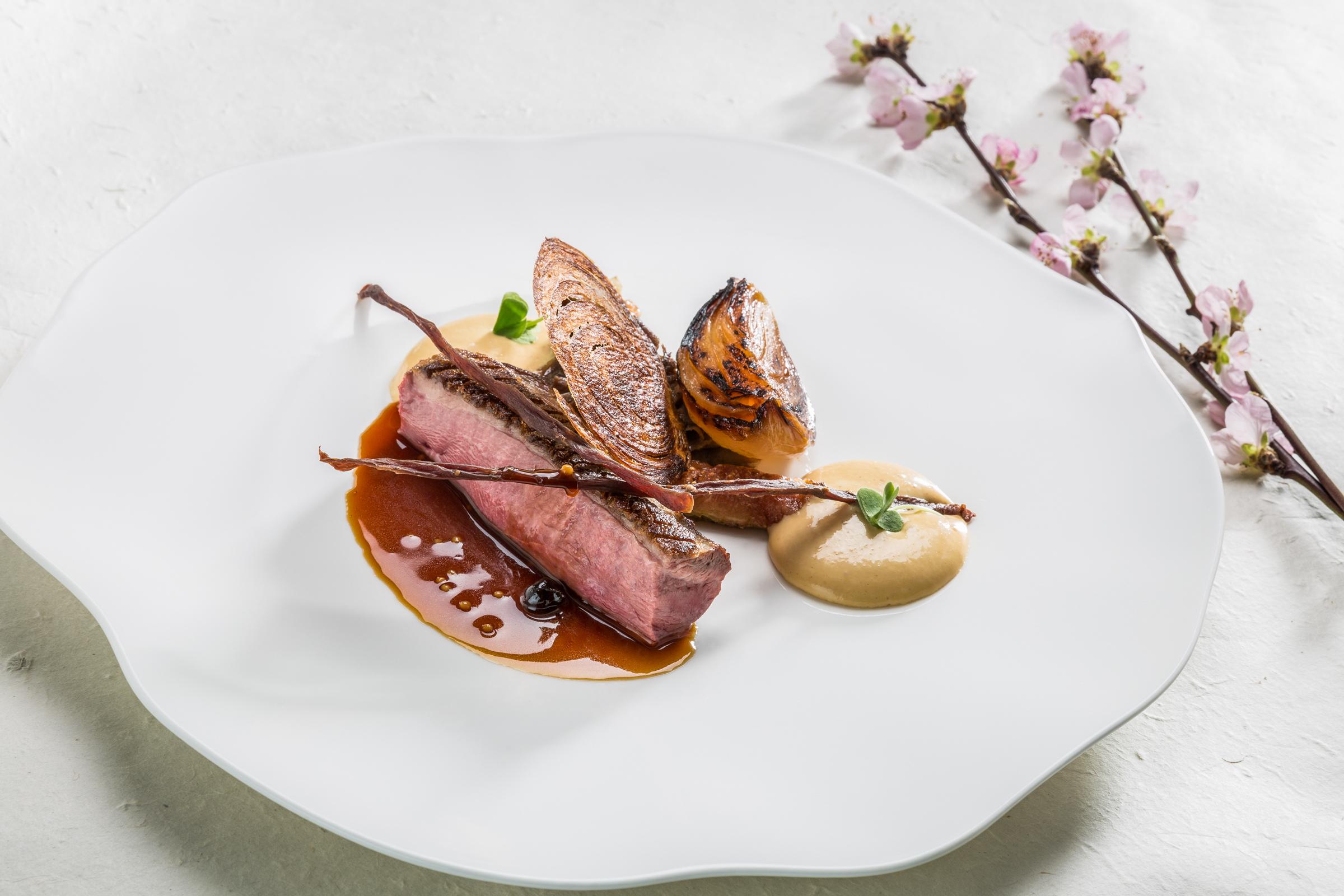 KirchgasserPhotography HotelSeefels Sternekîchin LanshuChen Foodreportagefotografie 09 2400px
