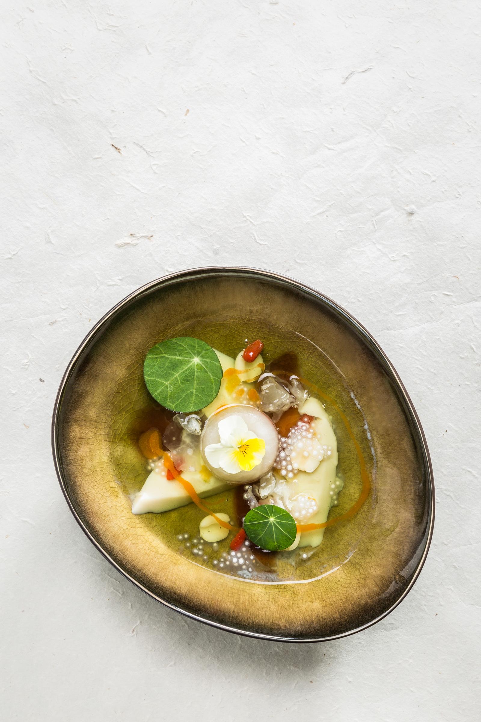 KirchgasserPhotography HotelSeefels Sternekîchin LanshuChen Foodreportagefotografie 13 2400px