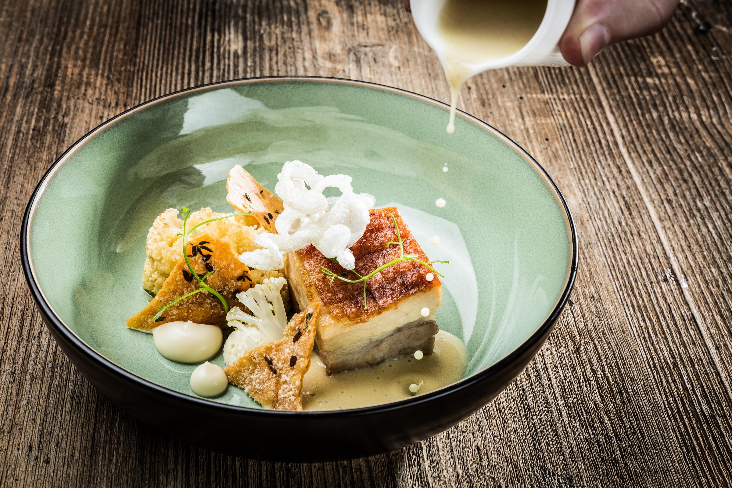 KirchgasserPhotography DreiHaubenkoch AndreasDoellerer Foodreportagefotografie 04 2400px